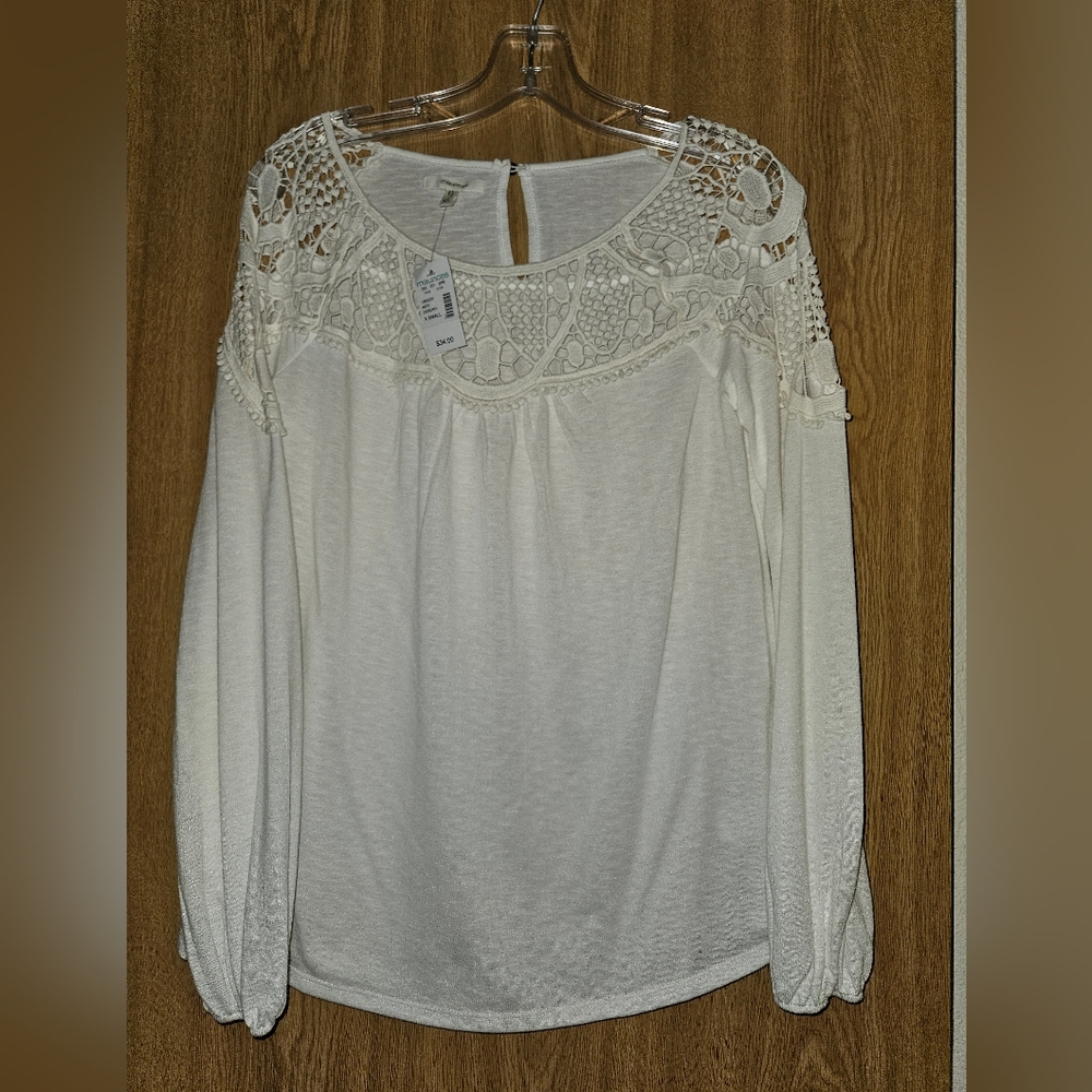 Maurices brand womens shirt